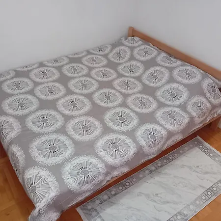 Gray Diamond * Κραγκούγιεβατς