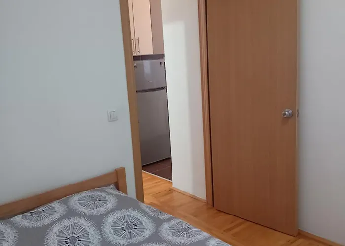 Gray Diamond דירה קרגיובאק