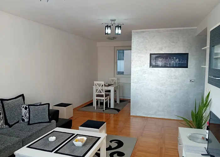 Gray Diamond דירה קרגיובאק